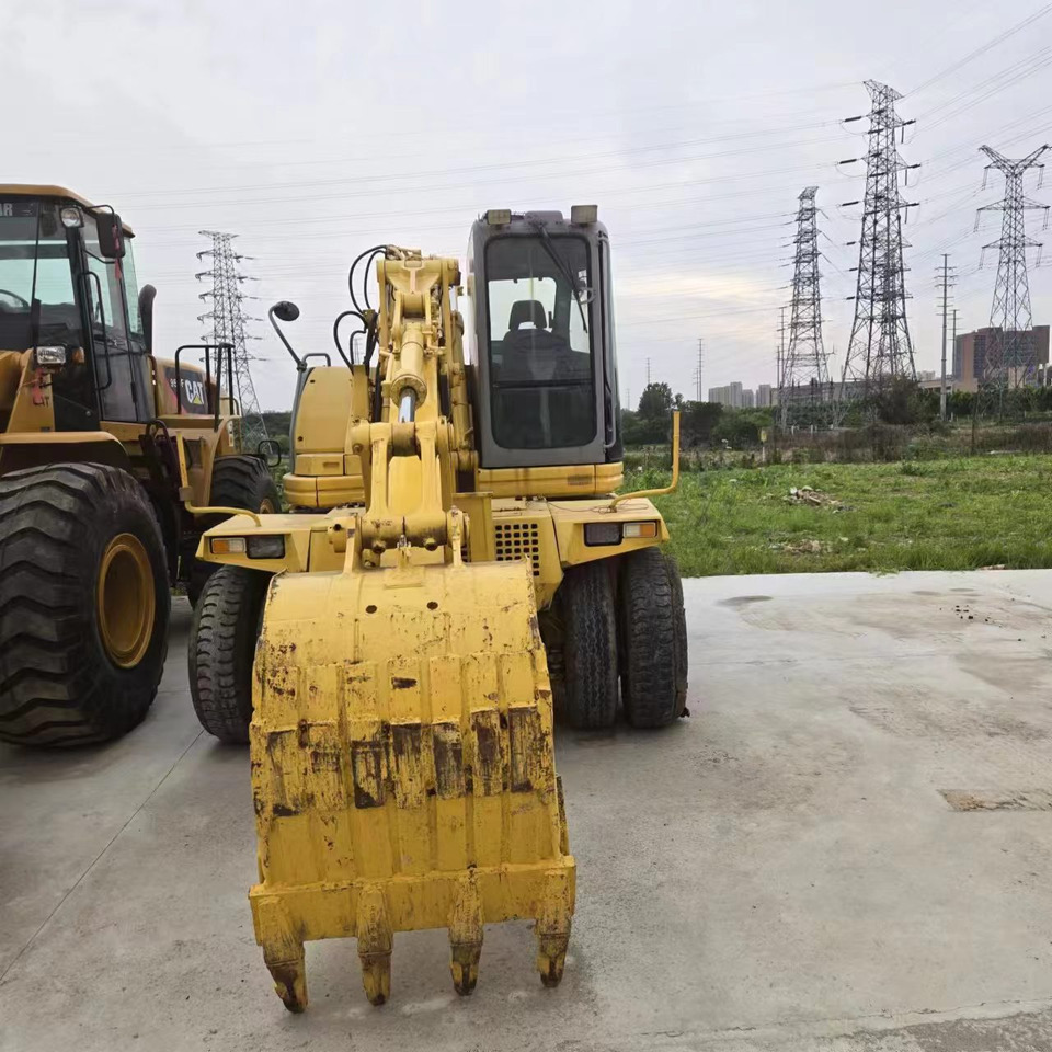 Bager točkaš KOMATSU PC128US: slika 6