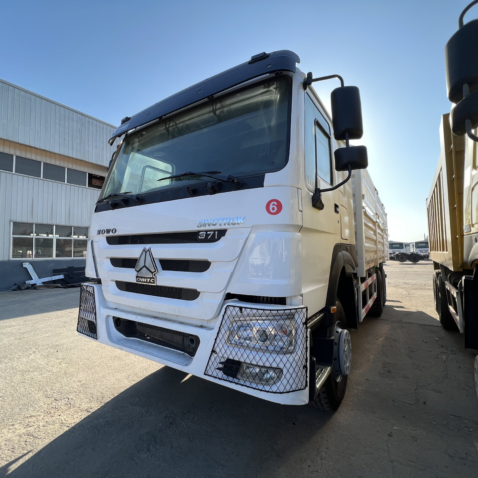 SINOTRUK HOWO - Kamion: slika 4 SINOTRUK HOWO - Kamion: slika 4