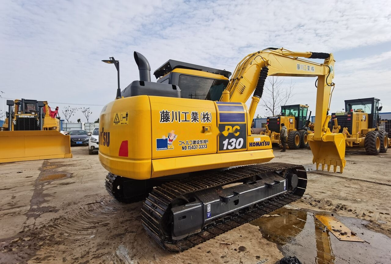Komatsu PC130 - Bager guseničar: slika 1 Komatsu PC130 - Bager guseničar: slika 1