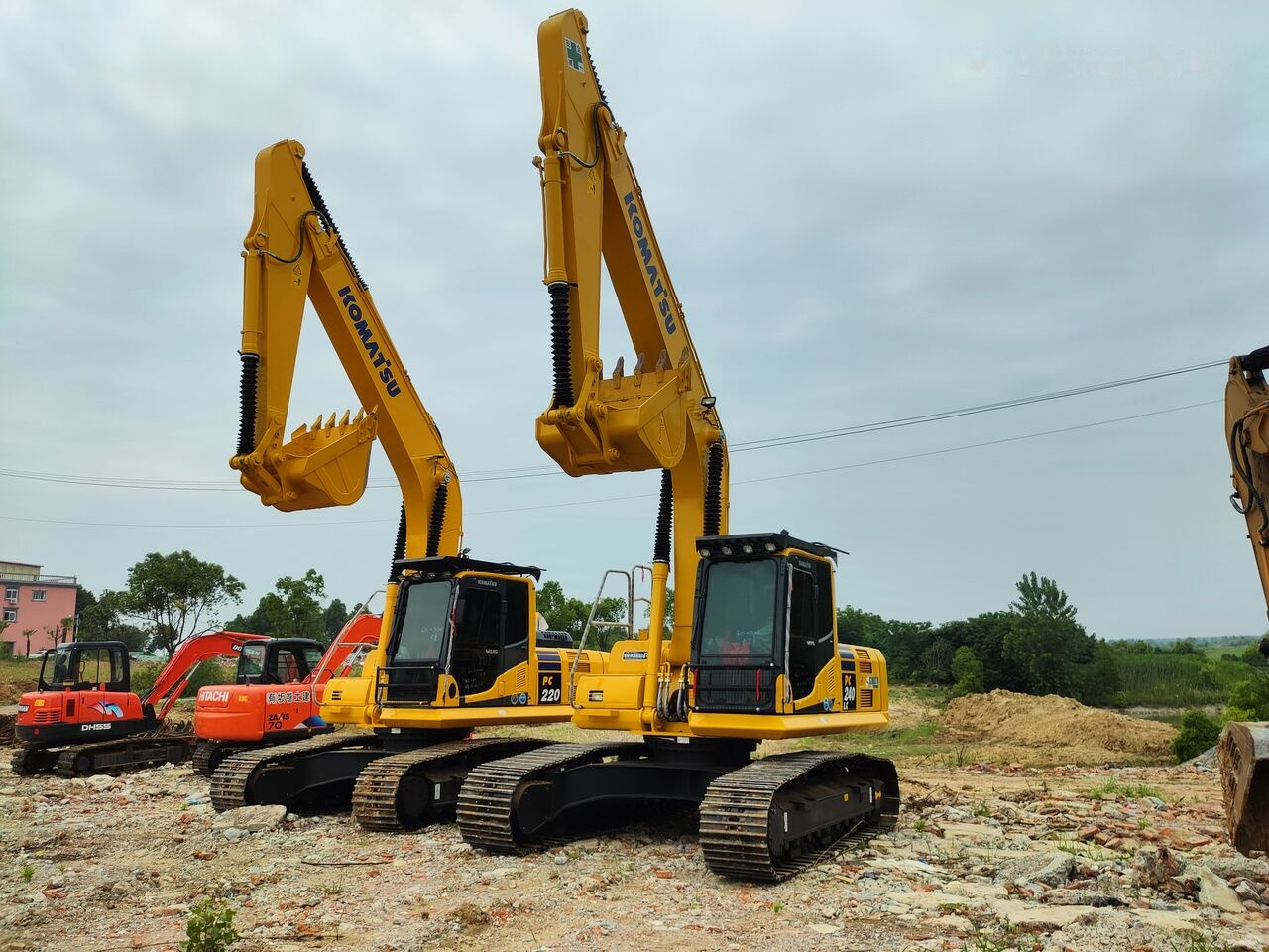 Komatsu PC240 - Bager guseničar: slika 1 Komatsu PC240 - Bager guseničar: slika 1