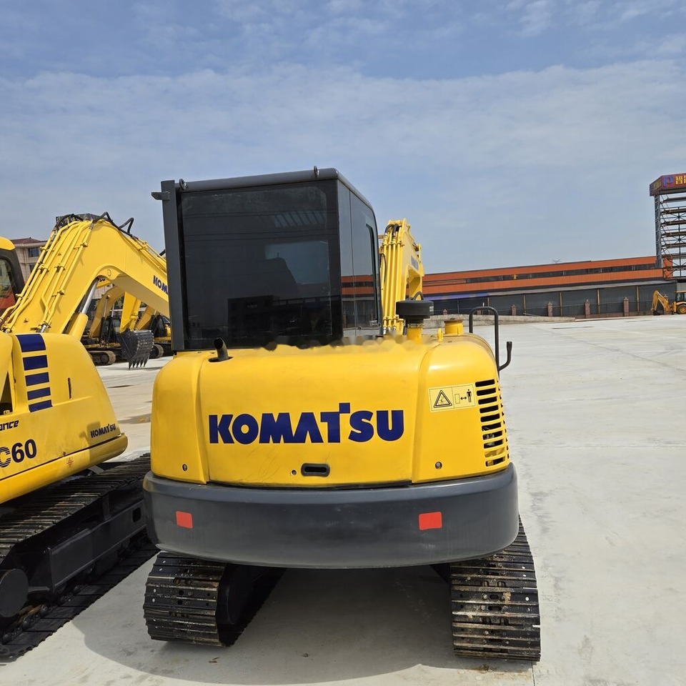 Komatsu PC56 - Mini bager: slika 1 Komatsu PC56 - Mini bager: slika 1