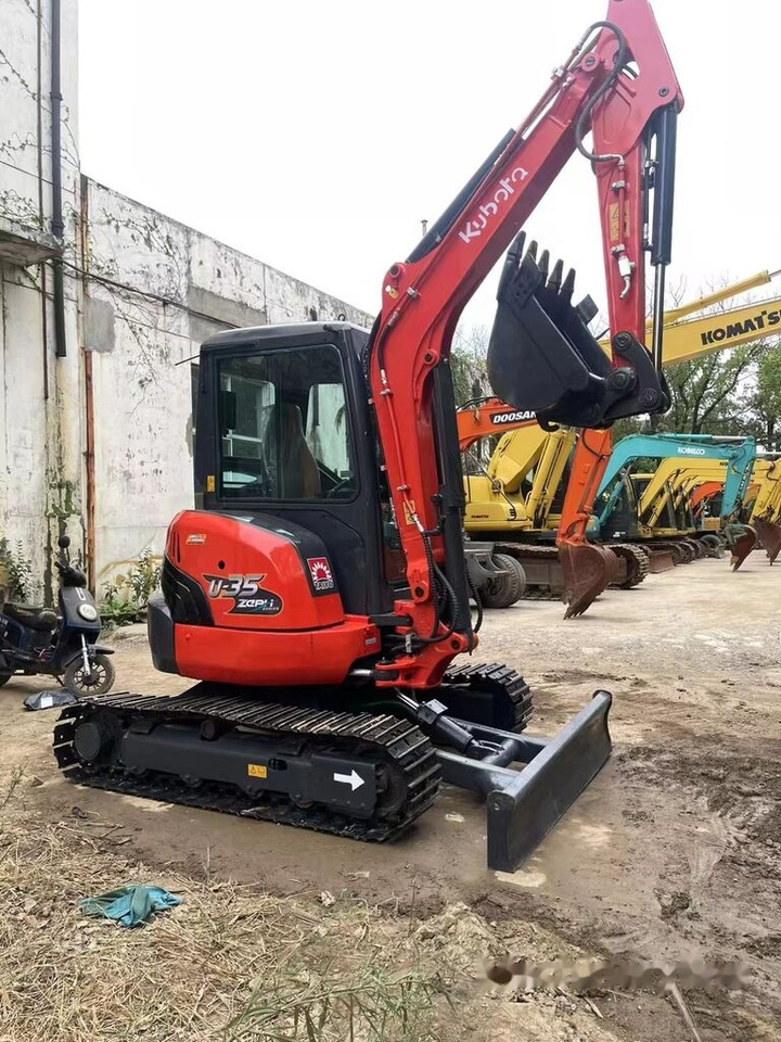 Kubota U35 - Mini bager: slika 1 Kubota U35 - Mini bager: slika 1