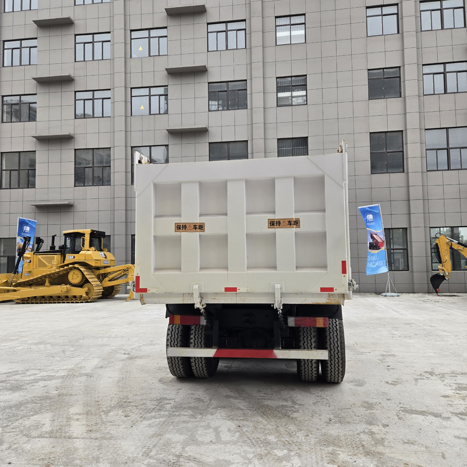 Istovarivač SINOTRUK F3000 6x4 RHD: slika 7 Istovarivač SINOTRUK F3000 6x4 RHD: slika 7