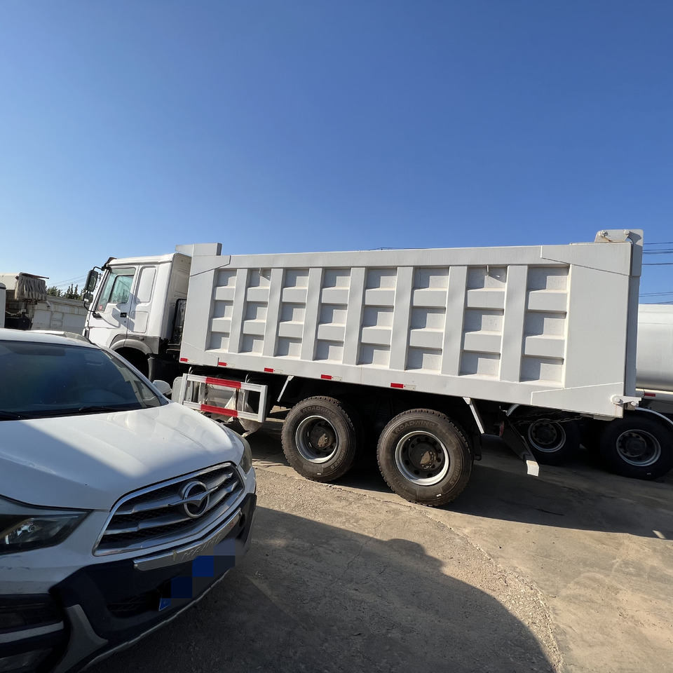 SINOTRUK HOWO - Istovarivač: slika 5 SINOTRUK HOWO - Istovarivač: slika 5
