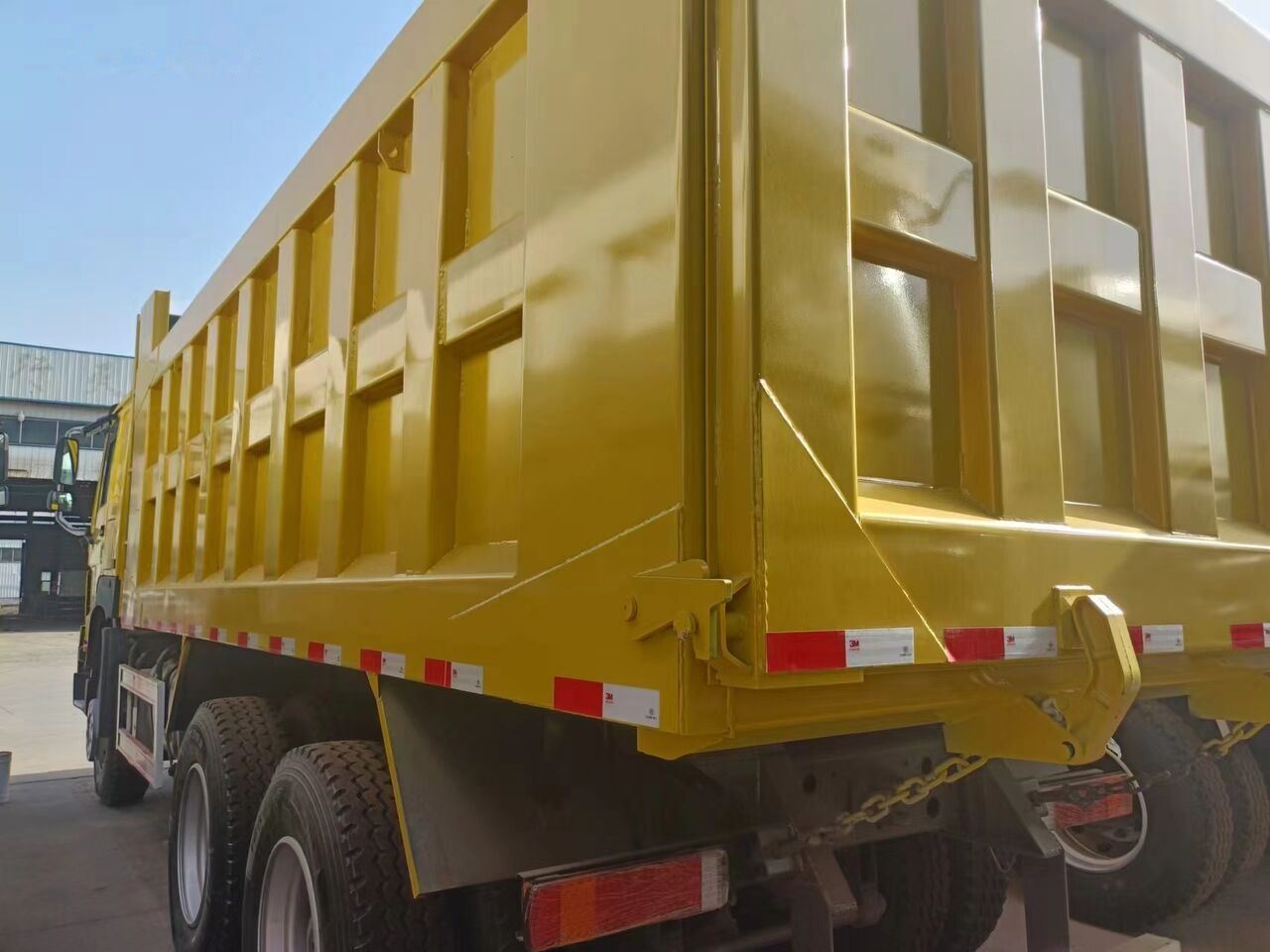 Istovarivač Sinotruk Howo 375: slika 6