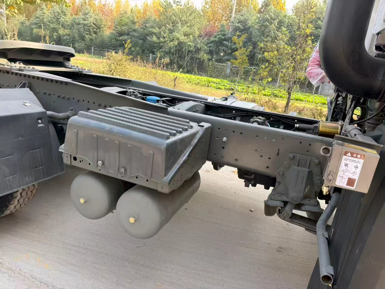 Tegljač SINOTRUK HOWO tractor: slika 9