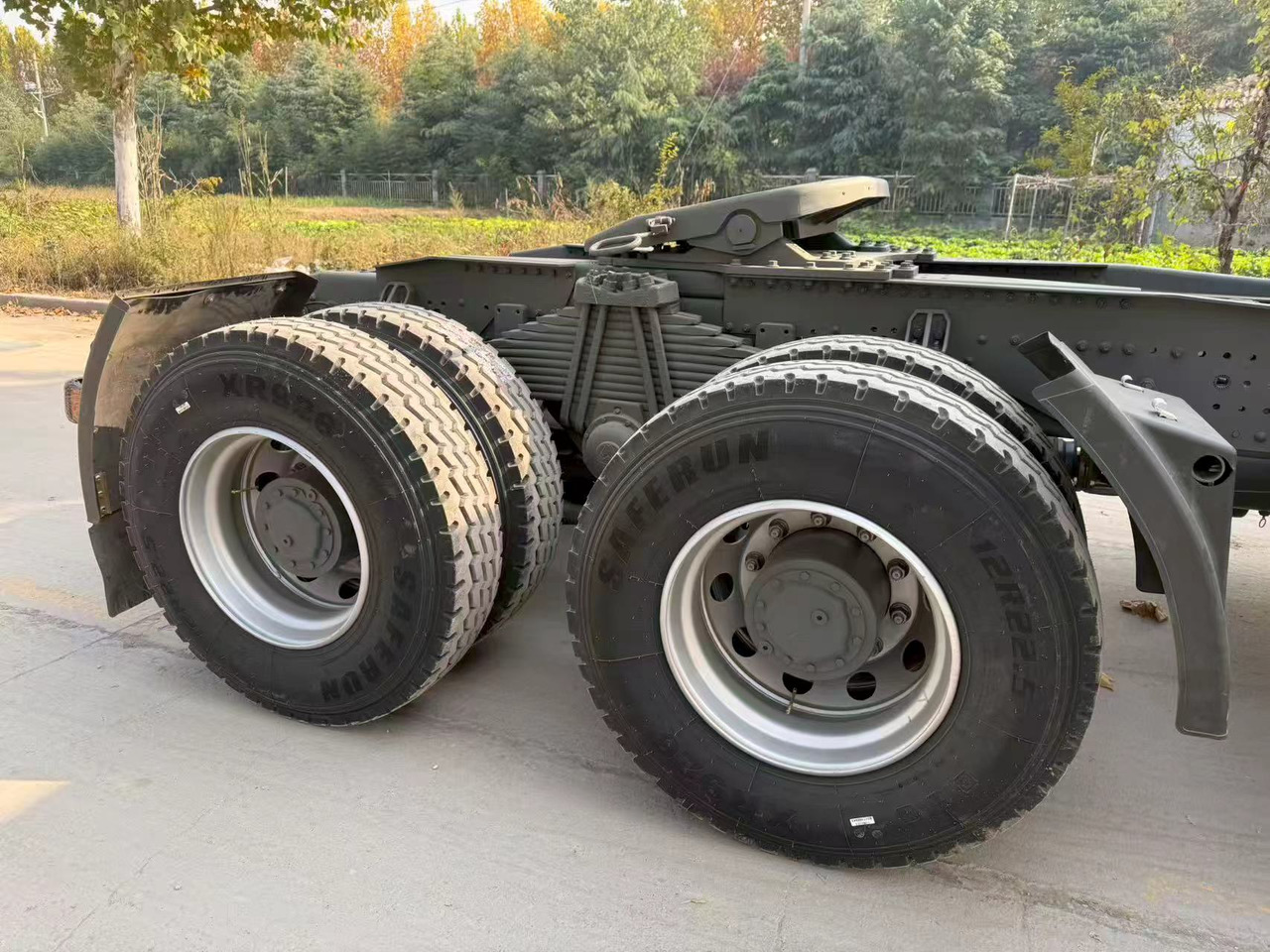 Tegljač SINOTRUK HOWO tractor: slika 8