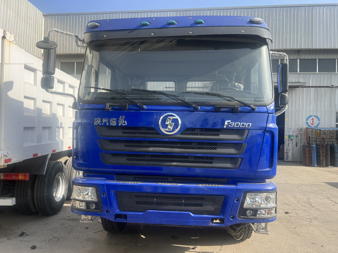 Shacman F3000 - Tegljač: slika 2 Shacman F3000 - Tegljač: slika 2