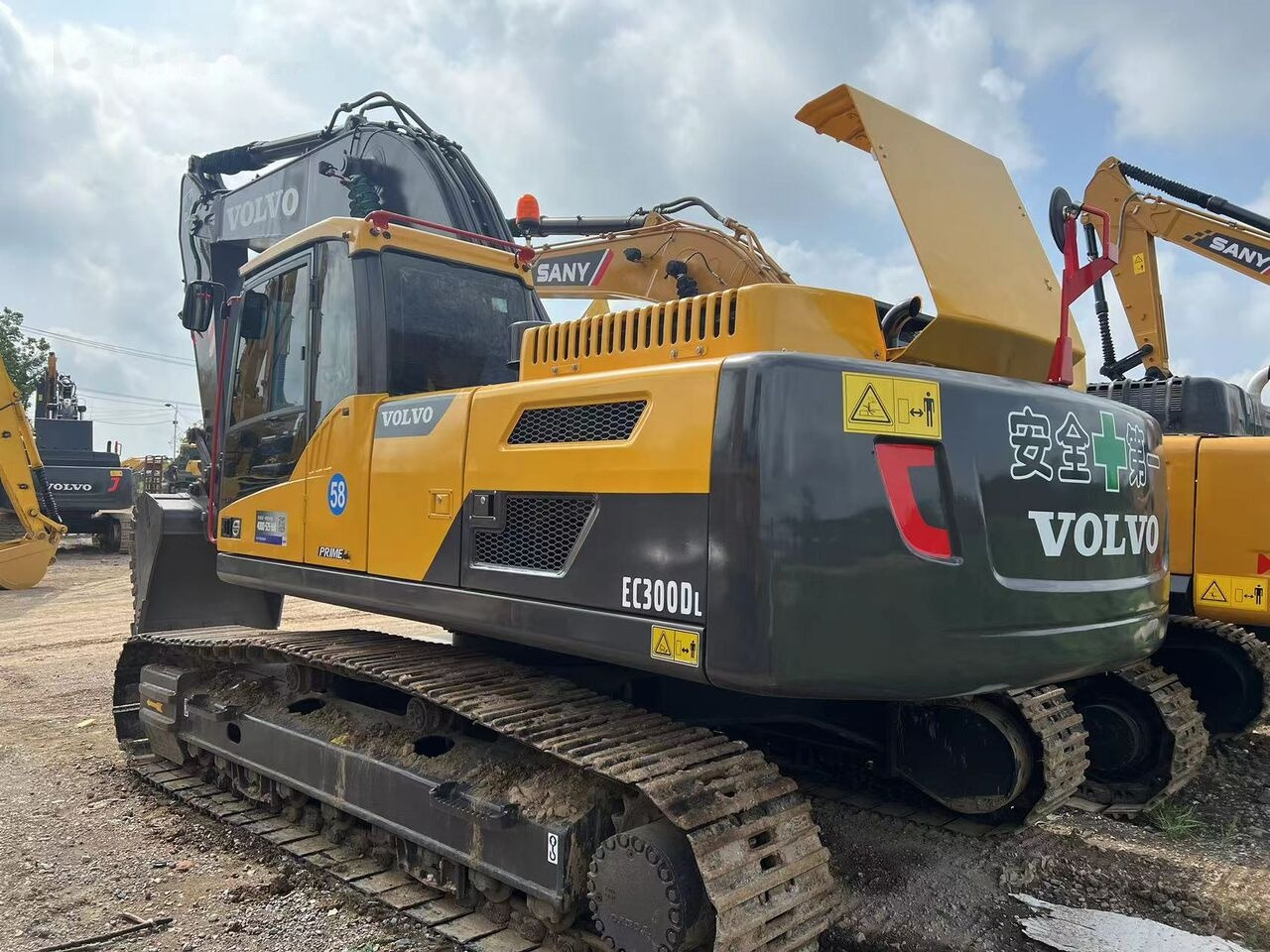 Volvo EC300D - Bager guseničar: slika 1 Volvo EC300D - Bager guseničar: slika 1