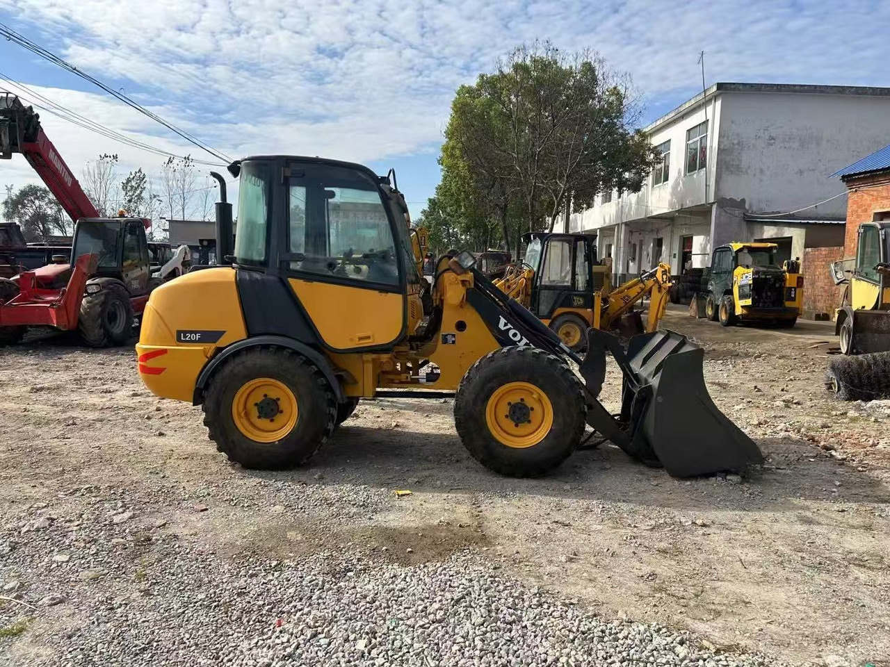 Volvo L20F - Utovarivač točkaš: slika 3 Volvo L20F - Utovarivač točkaš: slika 3