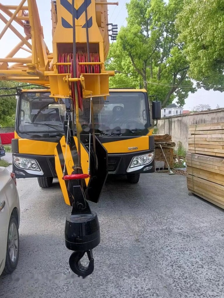 Autodizalica XCMG QY100K: slika 6
