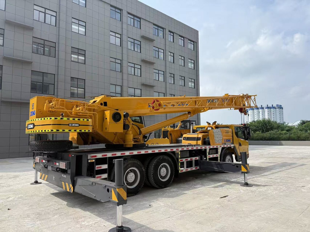 XCMG XCT25L5 - Kamion sa dizalicom: slika 4 XCMG XCT25L5 - Kamion sa dizalicom: slika 4