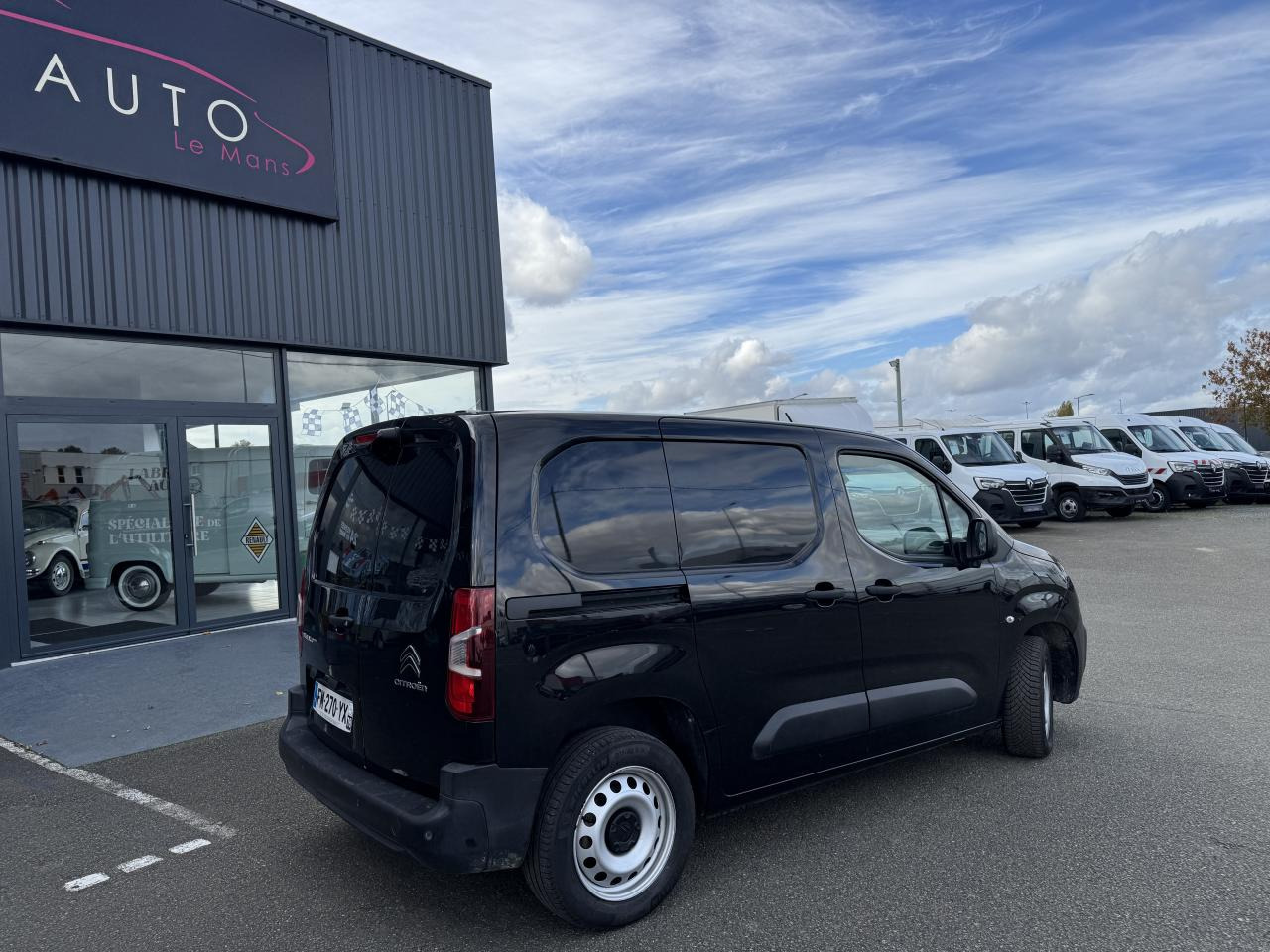 CITROEN Berlingo 1.5 BlueHDi S&S - 130 - BV EAT8 III FOURGON Fourgon M Driver 650 kg PHASE 1 - Furgon: slika 5 CITROEN Berlingo 1.5 BlueHDi S&S - 130 - BV EAT8 III FOURGON Fourgon M Driver 650 kg PHASE 1 - Furgon: slika 5