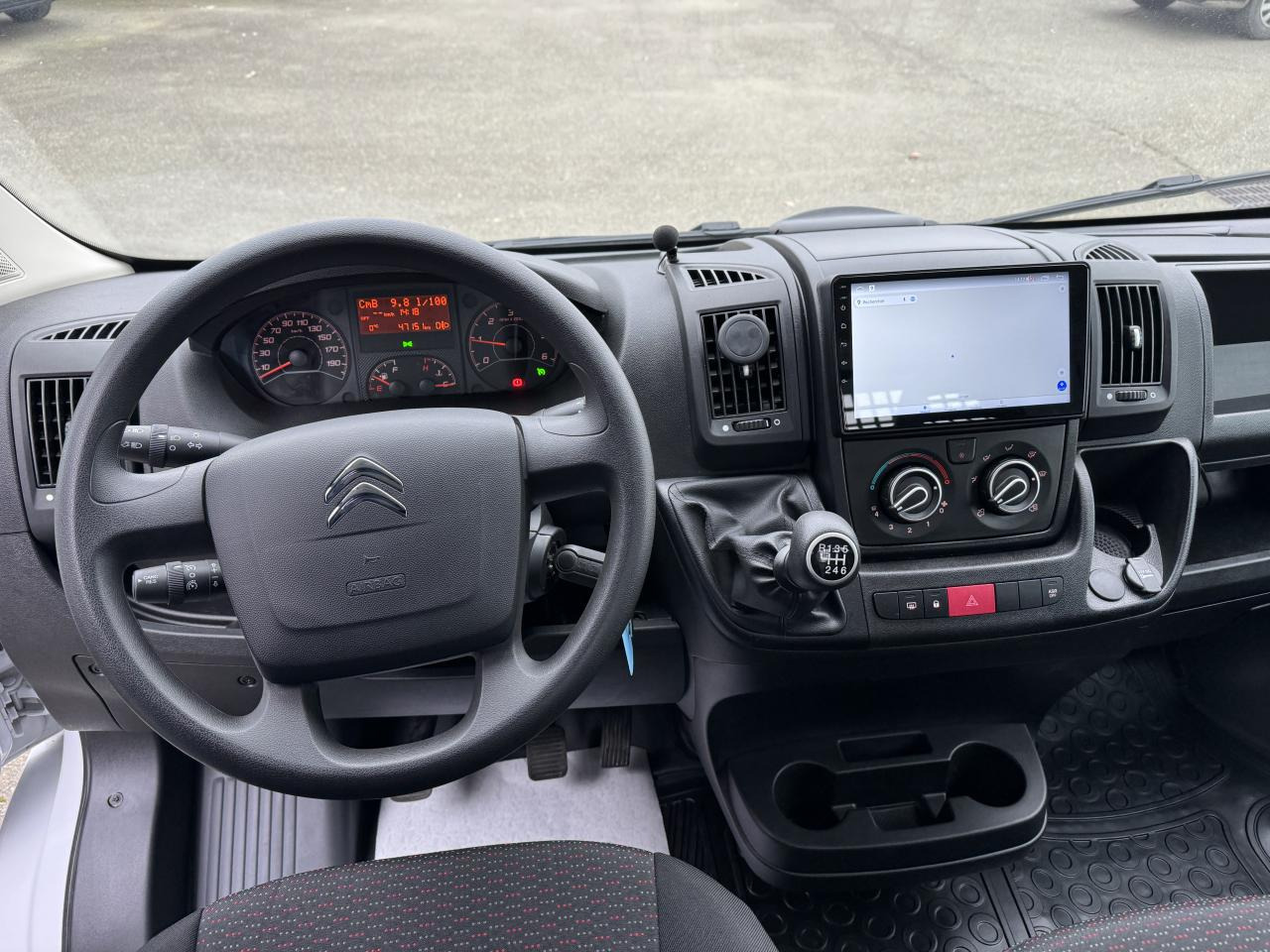 CITROEN JUMPER 3T5 PLATEAU 4M20 2.2 HDI 140CH - Dostavno vozilo s ravnom platformom: slika 4 CITROEN JUMPER 3T5 PLATEAU 4M20 2.2 HDI 140CH - Dostavno vozilo s ravnom platformom: slika 4