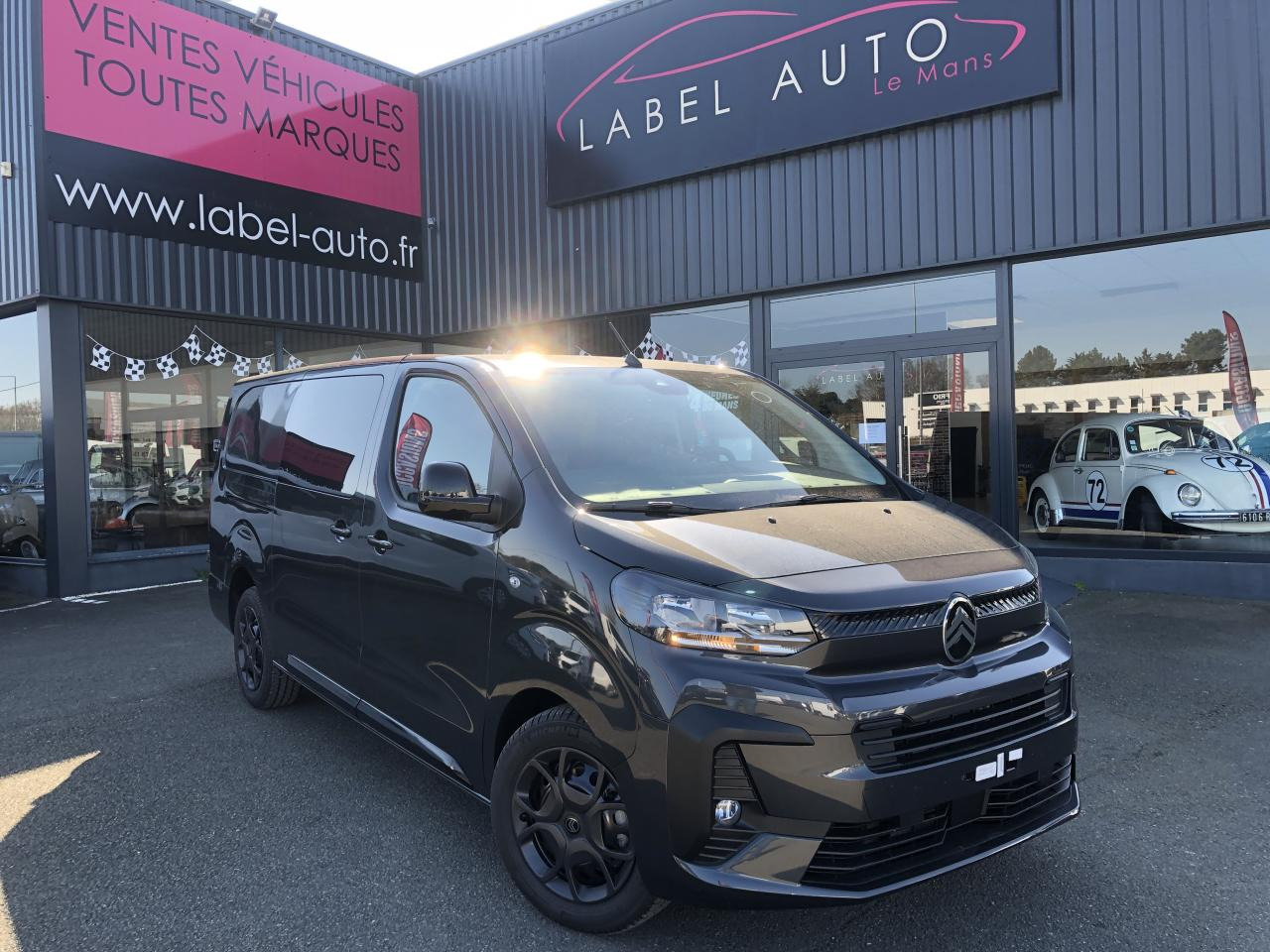 CITROEN Jumpy XL 2.0 BlueHDi - 180 S&S - BV EAT8 III CABINE APPROFONDIE Cabine approfondie Fixe PHASE 2 - Furgon: slika 1 CITROEN Jumpy XL 2.0 BlueHDi - 180 S&S - BV EAT8 III CABINE APPROFONDIE Cabine approfondie Fixe PHASE 2 - Furgon: slika 1