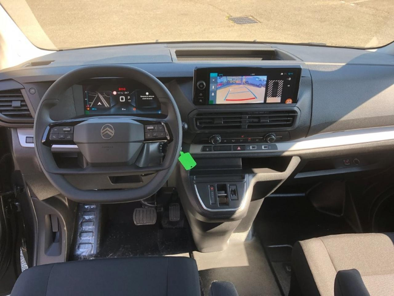 CITROEN jumpy XL 2.0 BLUEHDI 180CH S&S CABINE APPROFONDIE FIXE EAT8 5 PLACES - Furgon: slika 4 CITROEN jumpy XL 2.0 BLUEHDI 180CH S&S CABINE APPROFONDIE FIXE EAT8 5 PLACES - Furgon: slika 4