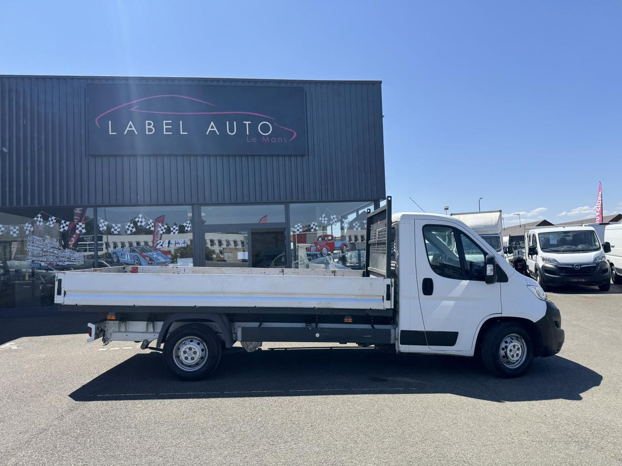 Citroen Jumper CITROËN 3T5 PLATEAU 4M20 2.2 HDI 140 CH CONTROL - Dostavno vozilo s ravnom platformom: slika 1 Citroen Jumper CITROËN 3T5 PLATEAU 4M20 2.2 HDI 140 CH CONTROL - Dostavno vozilo s ravnom platformom: slika 1