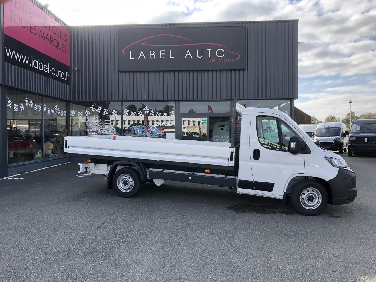 PEUGEOT boxer 3t5 plateau 4m20 2.2 hdi 140ch - Druga mašina: slika 1 PEUGEOT boxer 3t5 plateau 4m20 2.2 hdi 140ch - Druga mašina: slika 1