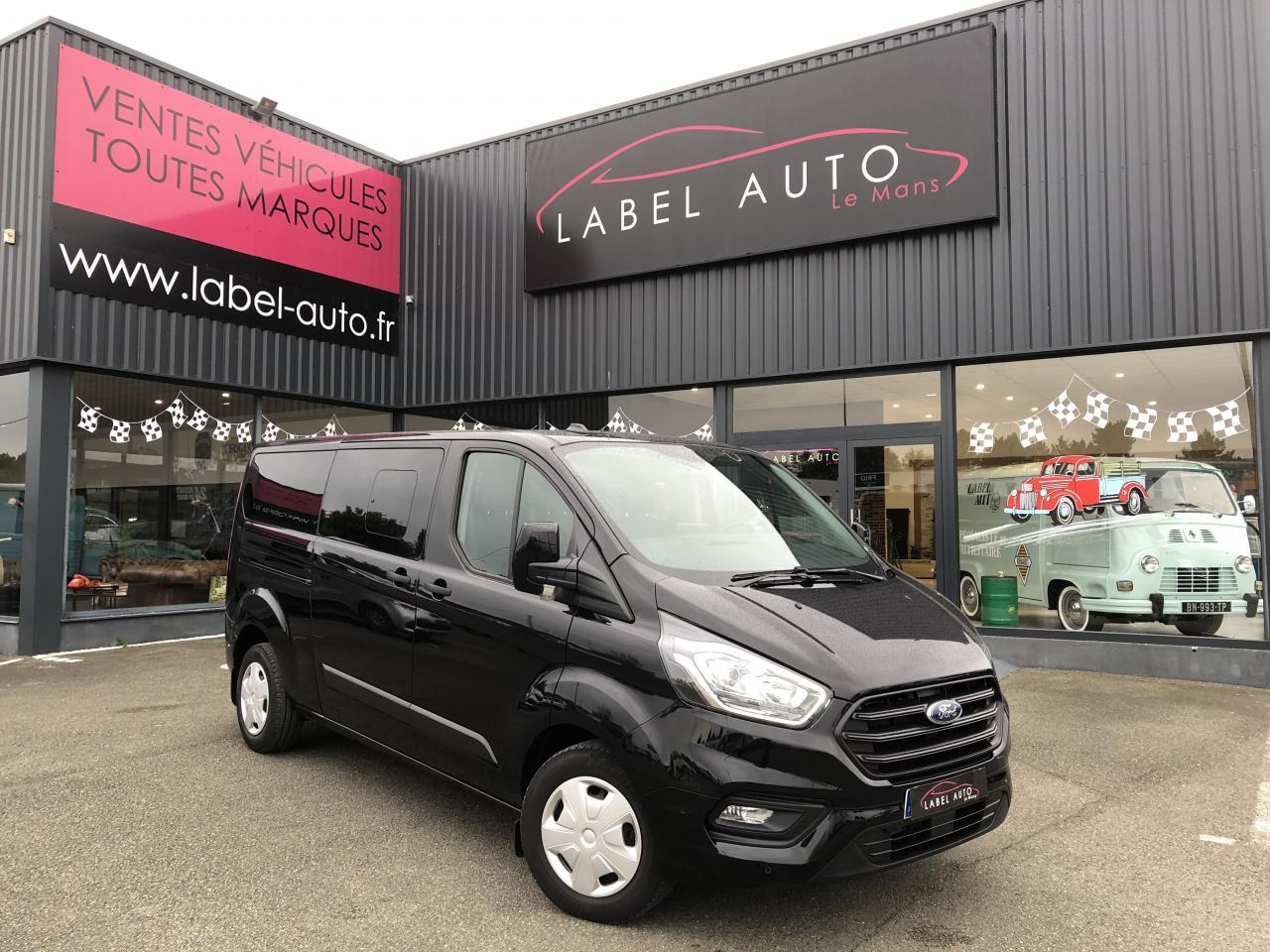 FORD transit custom kombi Transit Custom 2.0 EcoBlue 130 ch BVA S&S combi 9 places 320 L2H1 Trend Business - Putnički kombi: slika 5 FORD transit custom kombi Transit Custom 2.0 EcoBlue 130 ch BVA S&S combi 9 places 320 L2H1 Trend Business - Putnički kombi: slika 5