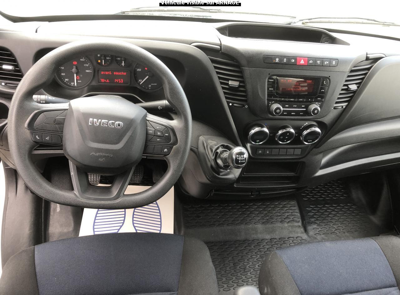 IVECO Daily 35 C 16H3.0 (Quad-Leaf) CHASSIS CABINE 2014 35C/35S Chassis cabine 35 C Epmt.3.75 PHASE 4 - Dostavno vozilo kiper: slika 4 IVECO Daily 35 C 16H3.0 (Quad-Leaf) CHASSIS CABINE 2014 35C/35S Chassis cabine 35 C Epmt.3.75 PHASE 4 - Dostavno vozilo kiper: slika 4