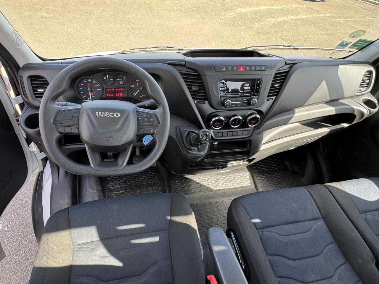 IVECO Daily 35 S 16H3.0 (Quad-Leaf) PORTE VOITURE - Šlep vozilo: slika 5 IVECO Daily 35 S 16H3.0 (Quad-Leaf) PORTE VOITURE - Šlep vozilo: slika 5