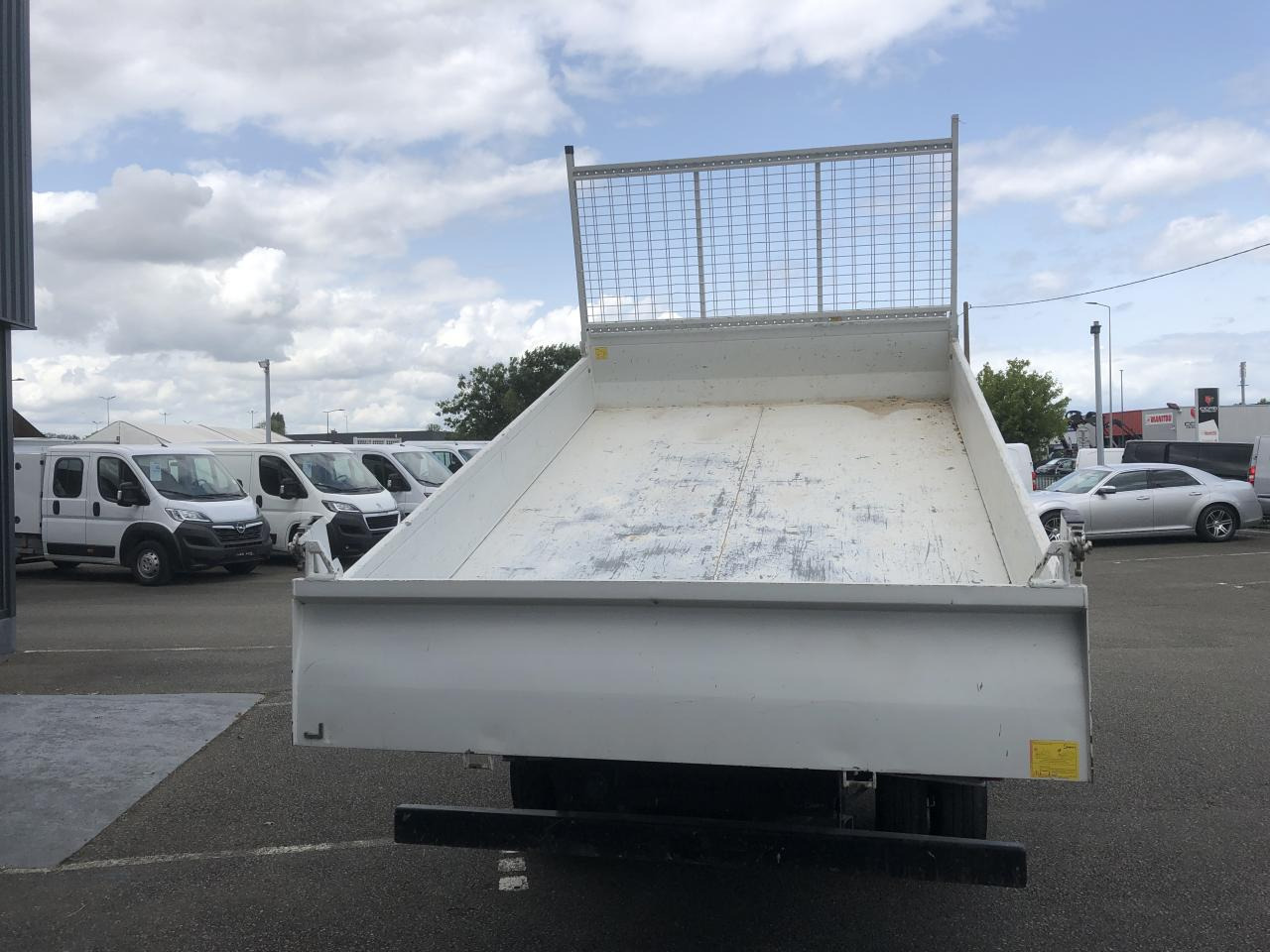 IVECO Daily 35C16 3T5 BENNE + COFFRE RJ 3.0L 160CH - Dostavno vozilo kiper: slika 4 IVECO Daily 35C16 3T5 BENNE + COFFRE RJ 3.0L 160CH - Dostavno vozilo kiper: slika 4