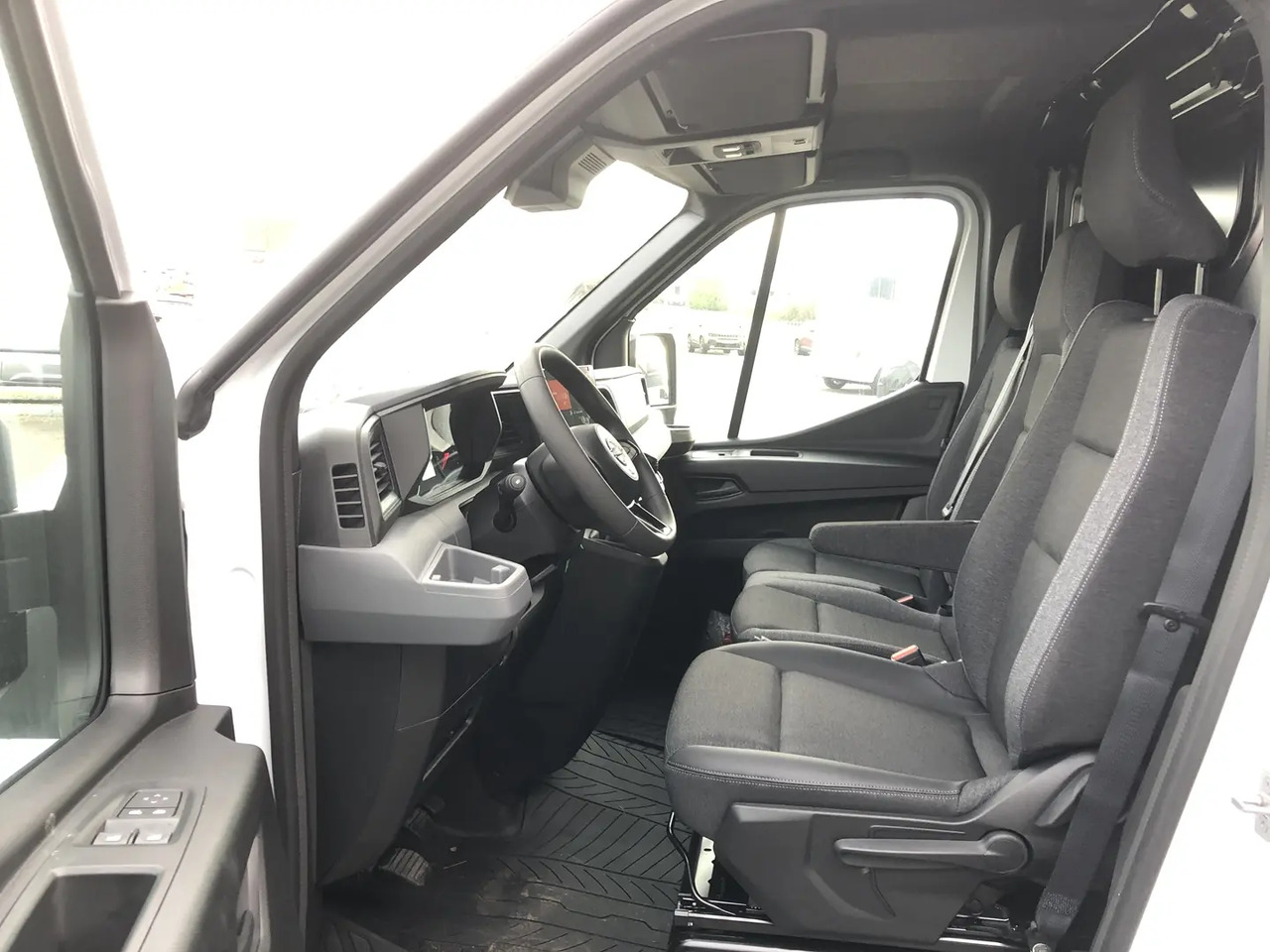 Nissan Interstar L3H2 3T5 2.0 DCI 150CH EURO6E N-CONNECTA - Furgon: slika 4 Nissan Interstar L3H2 3T5 2.0 DCI 150CH EURO6E N-CONNECTA - Furgon: slika 4