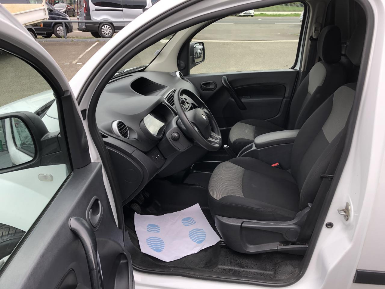 RENAULT KANGOO 1.5 DCI 80CH CONFORT - Furgon: slika 5 RENAULT KANGOO 1.5 DCI 80CH CONFORT - Furgon: slika 5