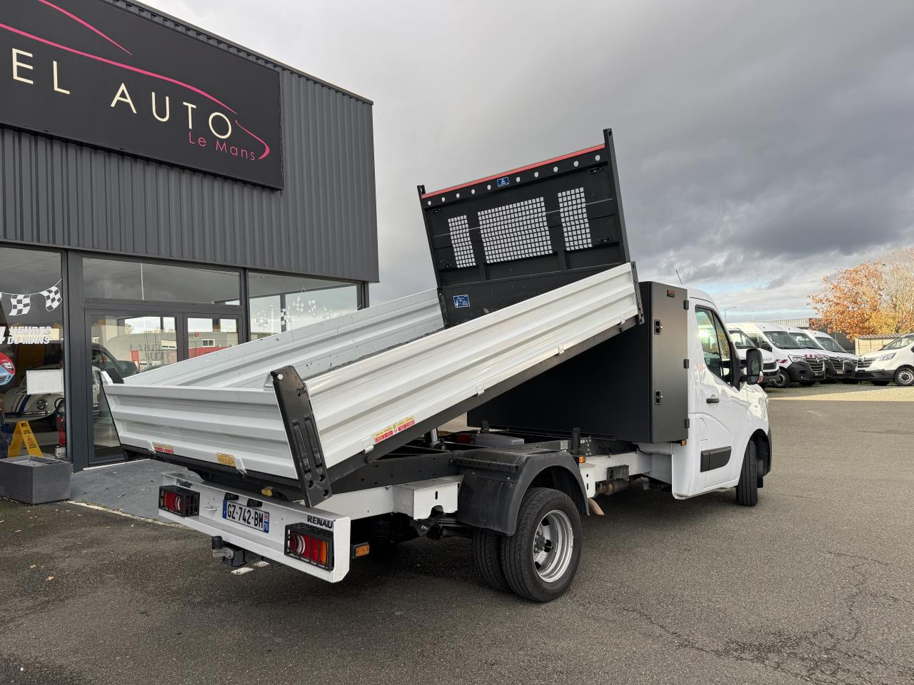 RENAULT MASTER 3T5 BENNE COFFRE RJ 2.3 DCI 130 CH PROPULSION - Dostavno vozilo kiper: slika 5 RENAULT MASTER 3T5 BENNE COFFRE RJ 2.3 DCI 130 CH PROPULSION - Dostavno vozilo kiper: slika 5