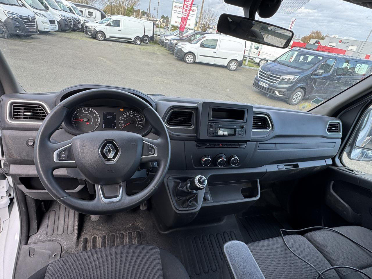 RENAULT Master Confort F3500 L3 2.3 dCi - 130 ch L3 Traction Dépanneuse porte voiture - Vučno vozilo: slika 3 RENAULT Master Confort F3500 L3 2.3 dCi - 130 ch L3 Traction Dépanneuse porte voiture - Vučno vozilo: slika 3