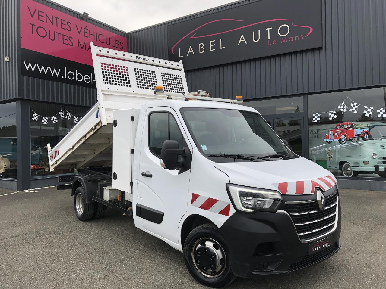 RENAULT Master Confort R3500RJ L3 2.3 dCi - 145 Petite Série III TRANSPORTS SPECIFIQUES BENNE Benne - Dostavno vozilo kiper: slika 1 RENAULT Master Confort R3500RJ L3 2.3 dCi - 145 Petite Série III TRANSPORTS SPECIFIQUES BENNE Benne - Dostavno vozilo kiper: slika 1