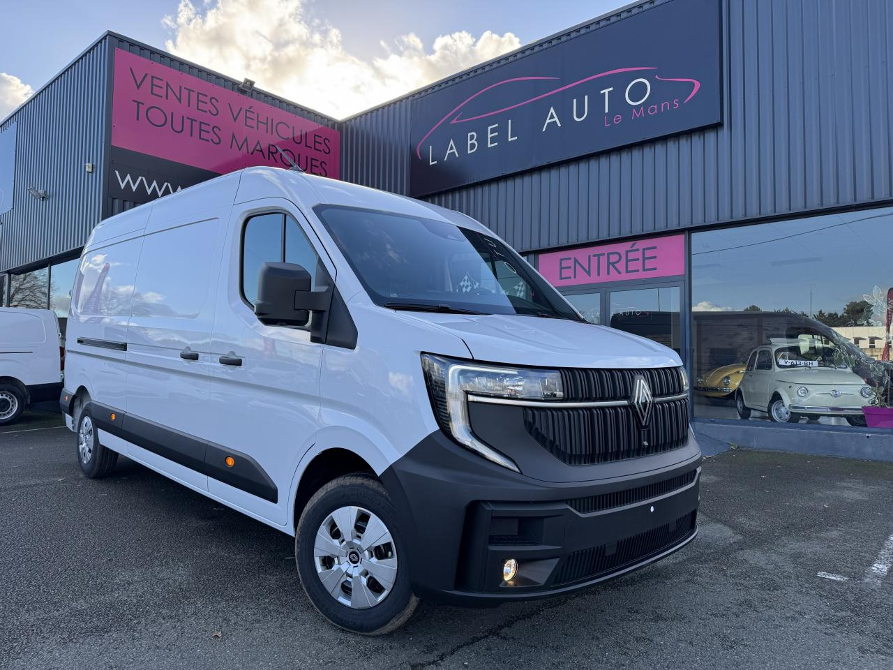 RENAULT Master Extra 3t5 L3H2 2.0 Blue dCi - 150 IV FOURGON Fourgon L3H2 Traction - Furgon: slika 1 RENAULT Master Extra 3t5 L3H2 2.0 Blue dCi - 150 IV FOURGON Fourgon L3H2 Traction - Furgon: slika 1