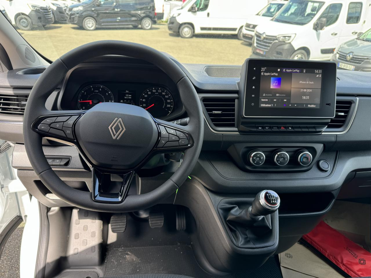 RENAULT Trafic L2H1 3000 Kg 2.0 Blue dCi - 170CH ADVANCE - Furgon: slika 4 RENAULT Trafic L2H1 3000 Kg 2.0 Blue dCi - 170CH ADVANCE - Furgon: slika 4