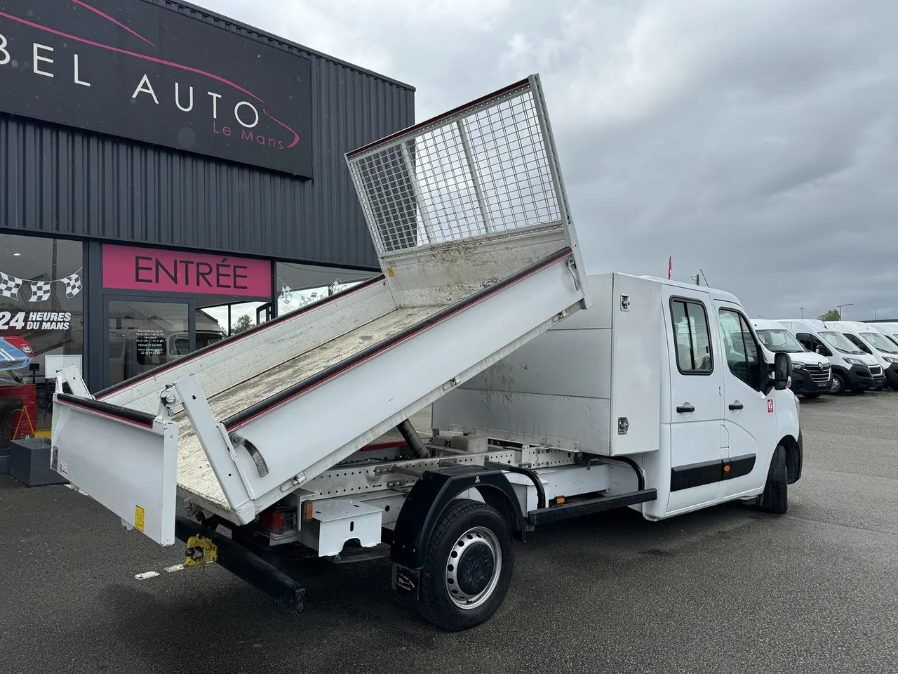 Renault Master RJ3500 L4 2.3 BLUE DCI 130CH DOUBLE CABINE CONFORT EUROVI - Dostavno vozilo kiper, Dostavno vozilo sa duplom kabinom: slika 4 Renault Master RJ3500 L4 2.3 BLUE DCI 130CH DOUBLE CABINE CONFORT EUROVI - Dostavno vozilo kiper, Dostavno vozilo sa duplom kabinom: slika 4