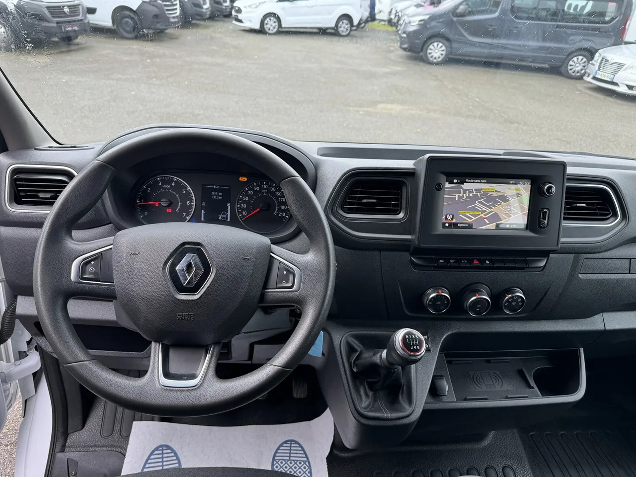 Renault Master RJ3500 L4 2.3 BLUE DCI 130CH DOUBLE CABINE CONFORT EUROVI - Dostavno vozilo kiper, Dostavno vozilo sa duplom kabinom: slika 3 Renault Master RJ3500 L4 2.3 BLUE DCI 130CH DOUBLE CABINE CONFORT EUROVI - Dostavno vozilo kiper, Dostavno vozilo sa duplom kabinom: slika 3
