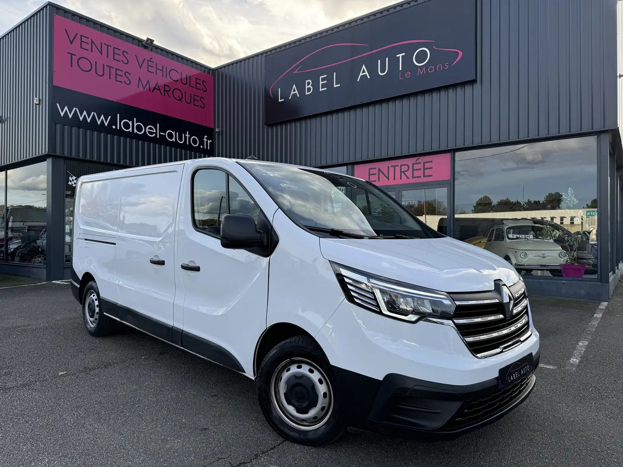 Renault Trafic L2H1 3T 2.0 BLUE DCI 130CH GRAND CONFORT - Furgon: slika 1 Renault Trafic L2H1 3T 2.0 BLUE DCI 130CH GRAND CONFORT - Furgon: slika 1
