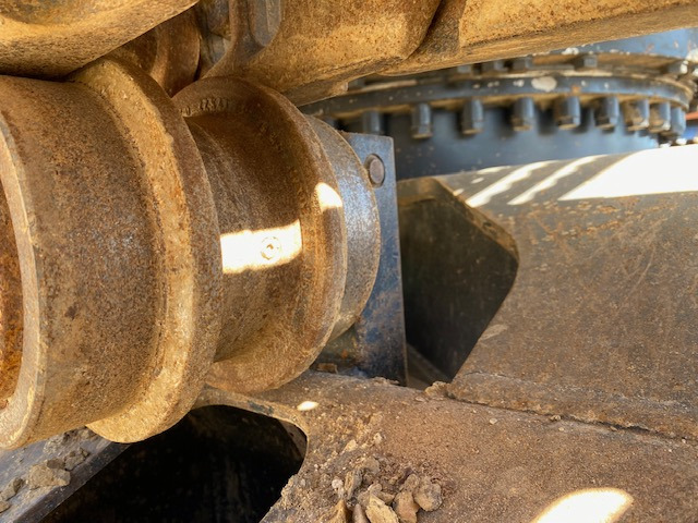 Bager guseničar CATERPILLAR 330 F: slika 11