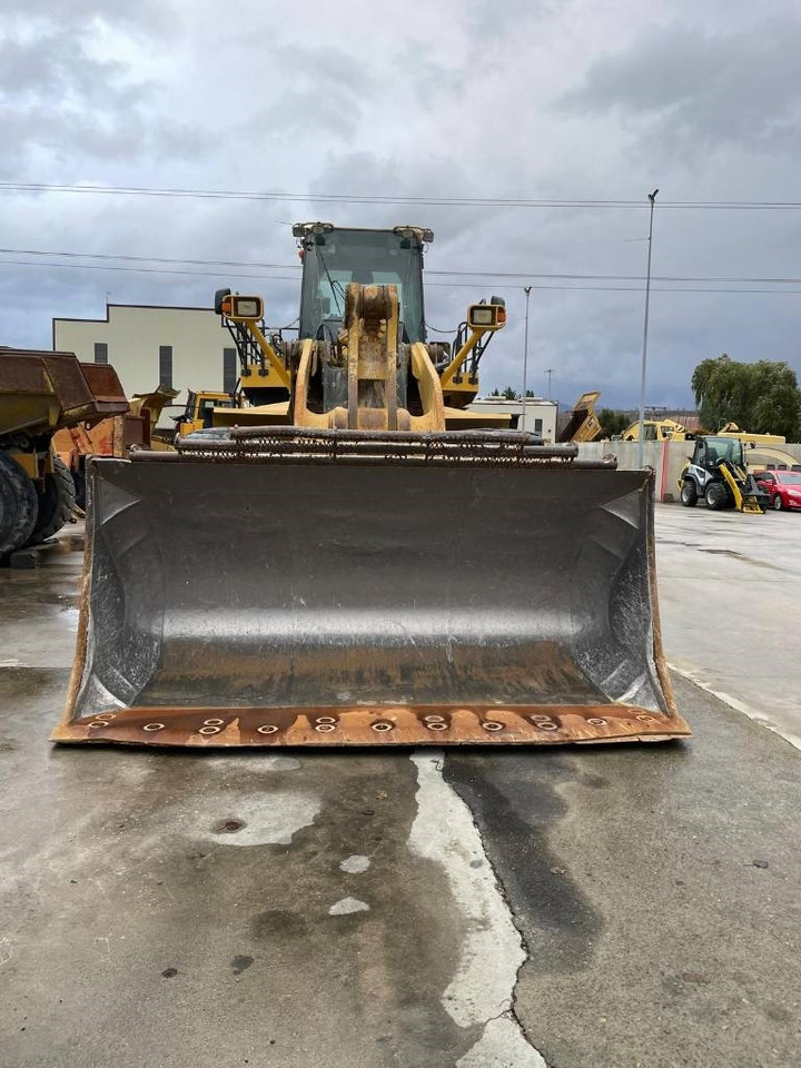 Komatsu WA 600-6 - Utovarivač točkaš: slika 5 Komatsu WA 600-6 - Utovarivač točkaš: slika 5