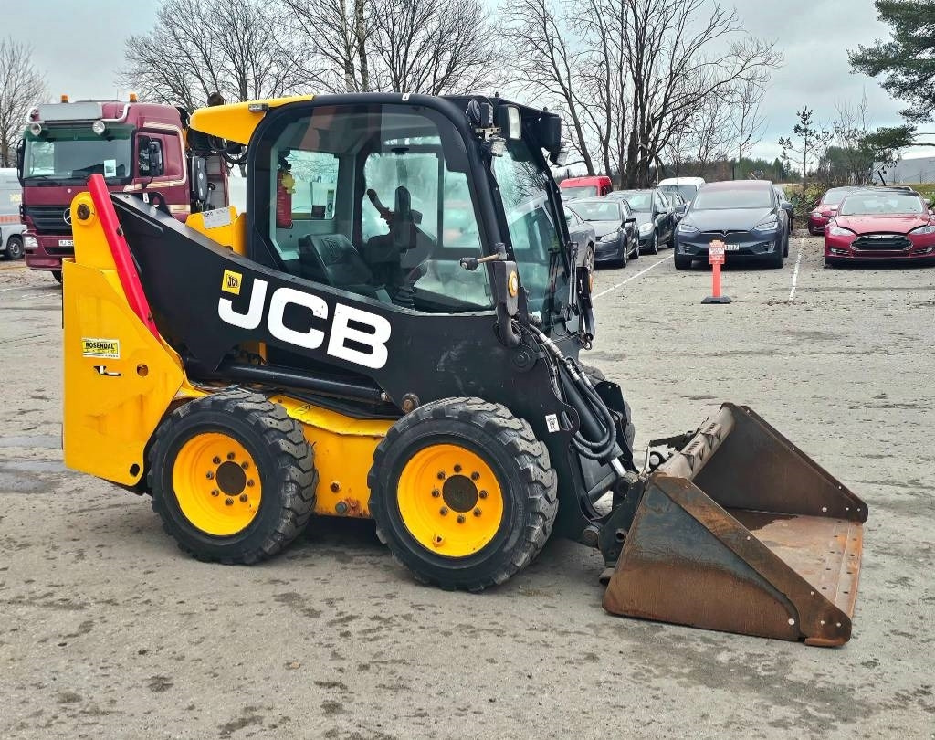 JCB 155 - Mini utovarivač: slika 3 JCB 155 - Mini utovarivač: slika 3