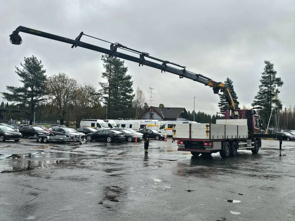 Mercedes-Benz Actros 2544 - Kamion sa dizalicom: slika 4 Mercedes-Benz Actros 2544 - Kamion sa dizalicom: slika 4