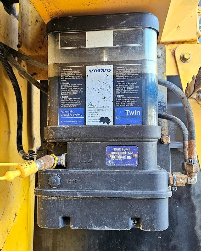 Utovarivač točkaš Volvo L 110 H: slika 20