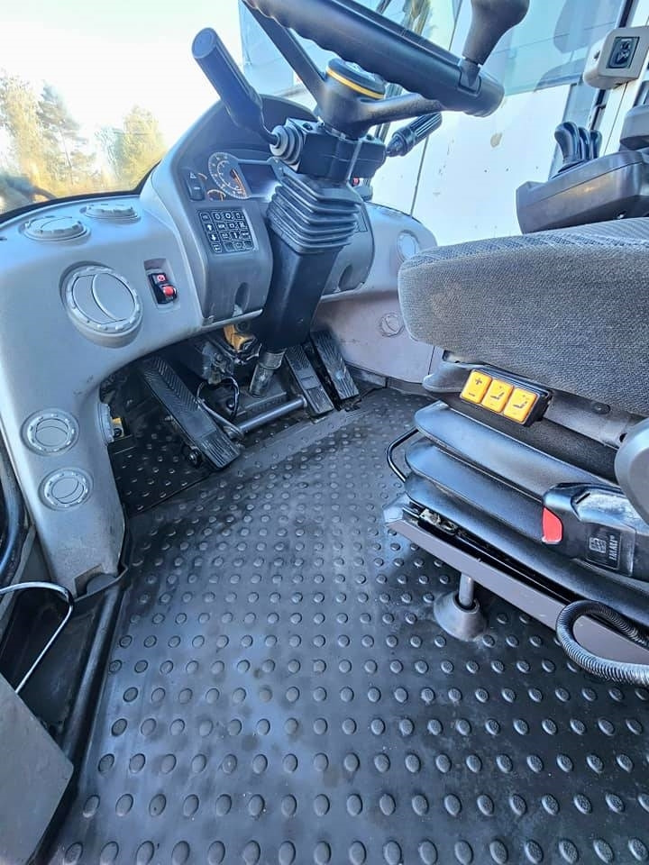 Utovarivač točkaš Volvo L 110 H: slika 31