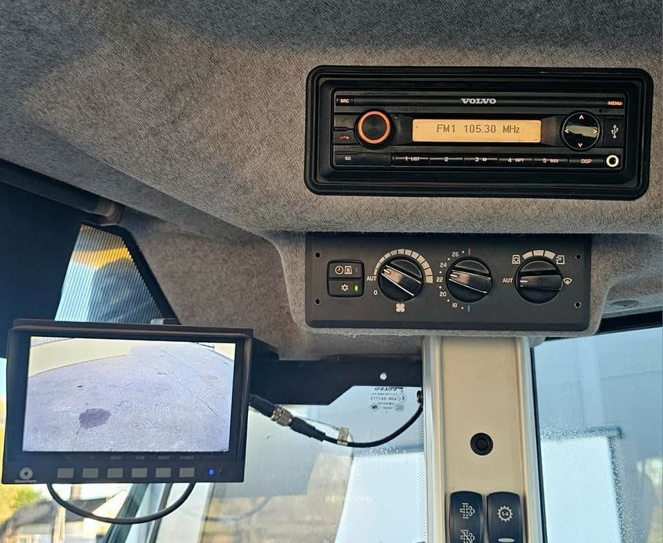 Utovarivač točkaš Volvo L 110 H: slika 32