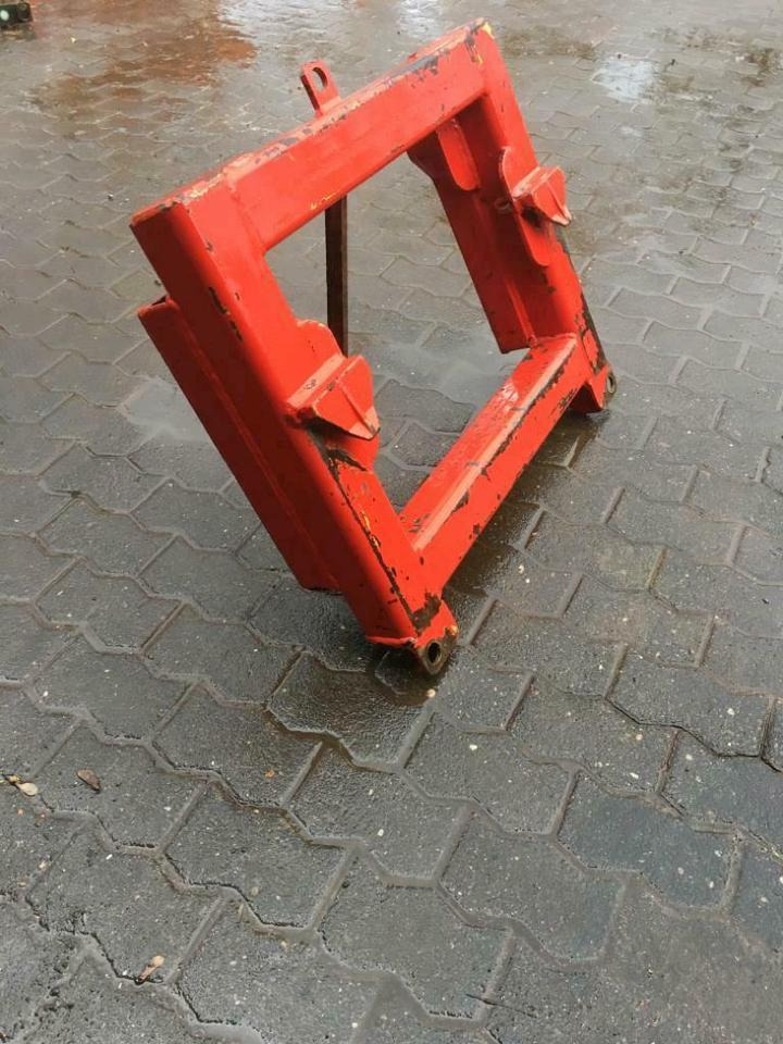 Dücker Adapterplatte Kommunale Anbauplatte Unimog Schneepflug mul - Brza spojnica za Korisno/ Posebno vozilo: slika 2 Dücker Adapterplatte Kommunale Anbauplatte Unimog Schneepflug mul - Brza spojnica za Korisno/ Posebno vozilo: slika 2