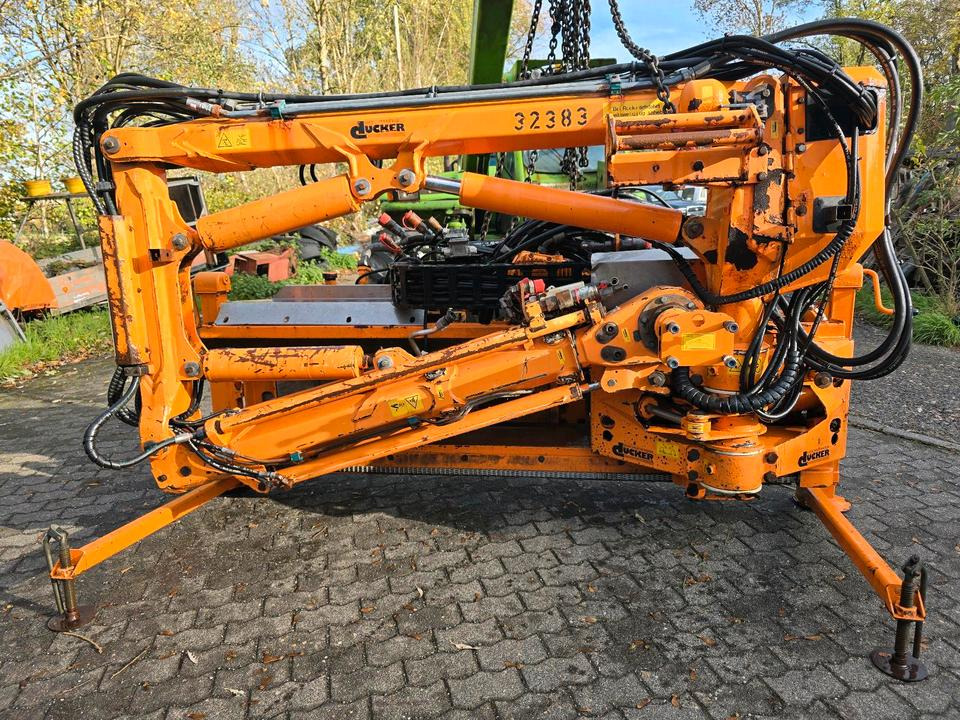 Dücker DUA 800 für Fendt Deutz Böschungsmäher Böschungsmulcher Traktor Bankettmäher 800 600 Mulag Una MHU - Kranska kosilica: slika 4 Dücker DUA 800 für Fendt Deutz Böschungsmäher Böschungsmulcher Traktor Bankettmäher 800 600 Mulag Una MHU - Kranska kosilica: slika 4