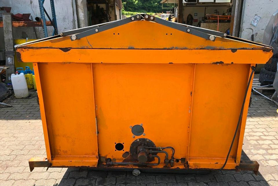 Epoke SH3101 Salzstreuer 1,6m3 Salzsilo passend für Fendt Xylon JCB Fasttrac Multicar Unimog Winterdienst Aufbaustreuer Streuautomat Schmidt Küpper-Weisser - Rasipač peska/ Soli: slika 4 Epoke SH3101 Salzstreuer 1,6m3 Salzsilo passend für Fendt Xylon JCB Fasttrac Multicar Unimog Winterdienst Aufbaustreuer Streuautomat Schmidt Küpper-Weisser - Rasipač peska/ Soli: slika 4