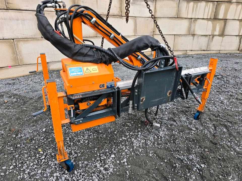 Fiedler FFA 400 M Mähausleger für Multicar M30 Ladog Böschungsmäher Böschungsmulcher Hangmäher - Kranska kosilica: slika 1 Fiedler FFA 400 M Mähausleger für Multicar M30 Ladog Böschungsmäher Böschungsmulcher Hangmäher - Kranska kosilica: slika 1