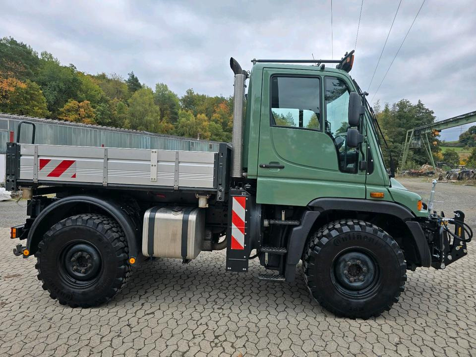 Unimog U300 AGRAR 405/10 405/12 NKS-Z-UGN-43K Mercedes-Benz UGE UGN LOF U 300 400 500 - Korisno/ Posebno vozilo: slika 4 Unimog U300 AGRAR 405/10 405/12 NKS-Z-UGN-43K Mercedes-Benz UGE UGN LOF U 300 400 500 - Korisno/ Posebno vozilo: slika 4