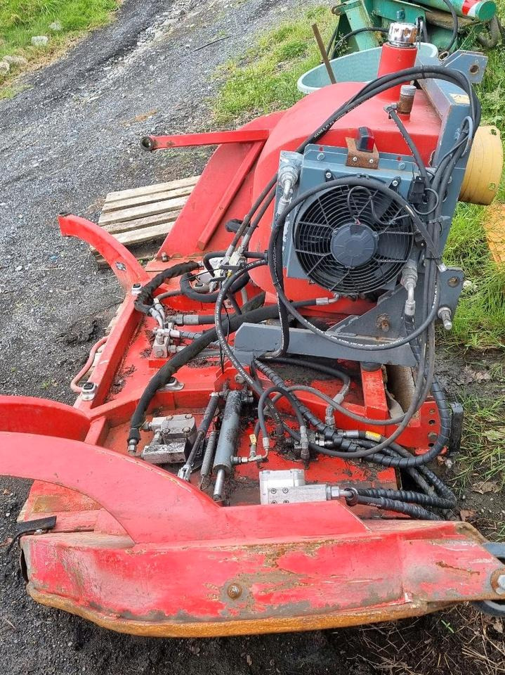 Loipfinger T320KLM Mähwerk Mulchgerät Mulchmäher für Aebi Kubota Iseki Deutz Fendt - Baštenska kosačica: slika 2 Loipfinger T320KLM Mähwerk Mulchgerät Mulchmäher für Aebi Kubota Iseki Deutz Fendt - Baštenska kosačica: slika 2