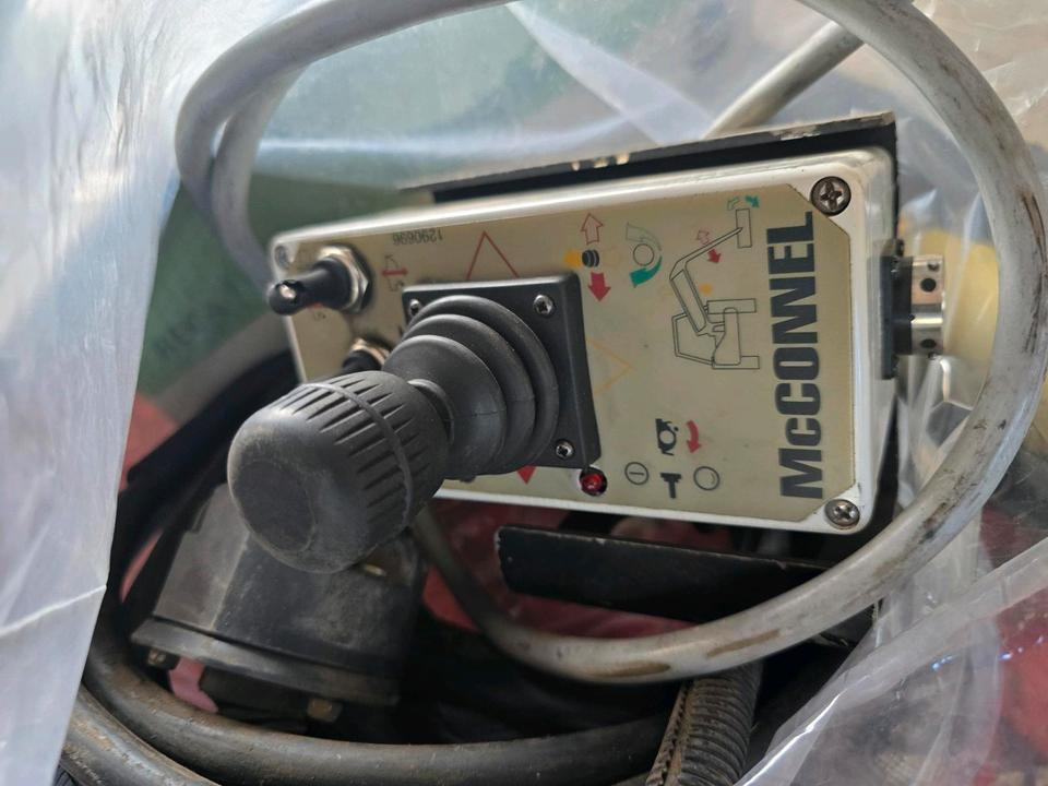 McConnel PA48 MK2 Mähausleger Mc Connel Böschungsmäher Böschungsmulcher Hangmäher für Traktor - Kranska kosilica: slika 2 McConnel PA48 MK2 Mähausleger Mc Connel Böschungsmäher Böschungsmulcher Hangmäher für Traktor - Kranska kosilica: slika 2